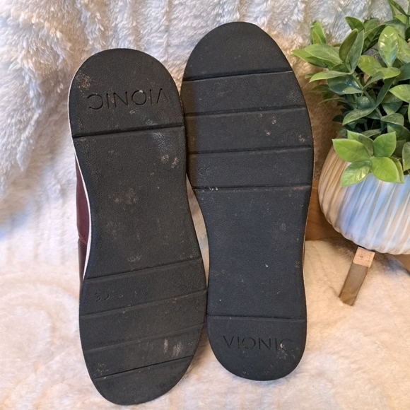 Vionic Cadee Mary Jane Sneakers Wine Metallic Slip On Comfort Shoes Sz 9.5 - Picture 15 of 15